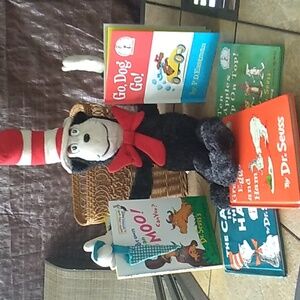 Vintage Doctor Seuss Cat in the Hat 1983 Plush & Dr. Seuss Books (Set 5)